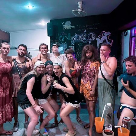 Revolution Hostel Τσιάνγκ Μάι Εξωτερικό φωτογραφία