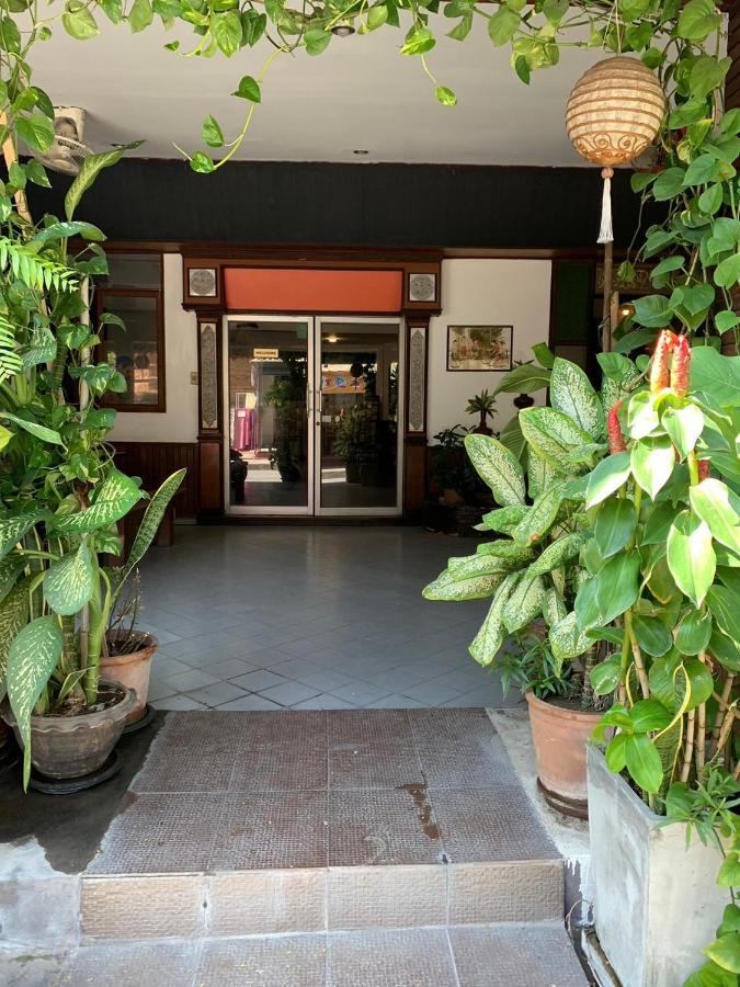Revolution Hostel Τσιάνγκ Μάι Εξωτερικό φωτογραφία