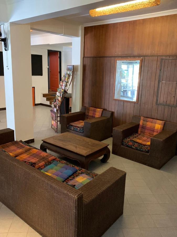 Revolution Hostel Τσιάνγκ Μάι Εξωτερικό φωτογραφία